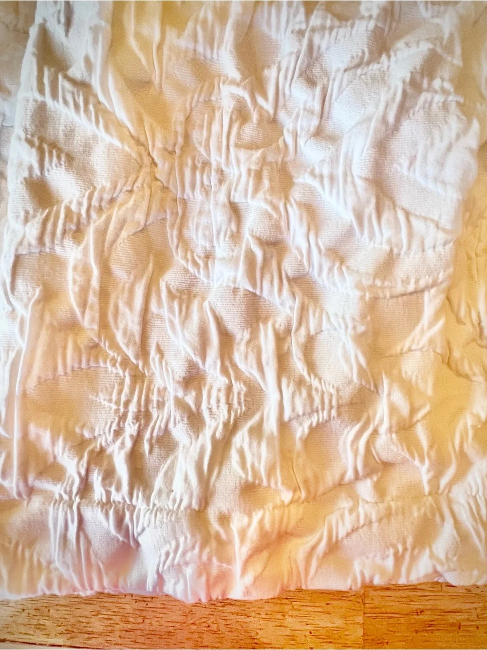 Beautiful Garnet Hill euro shams set of 2 puckered white cotton excellent cond